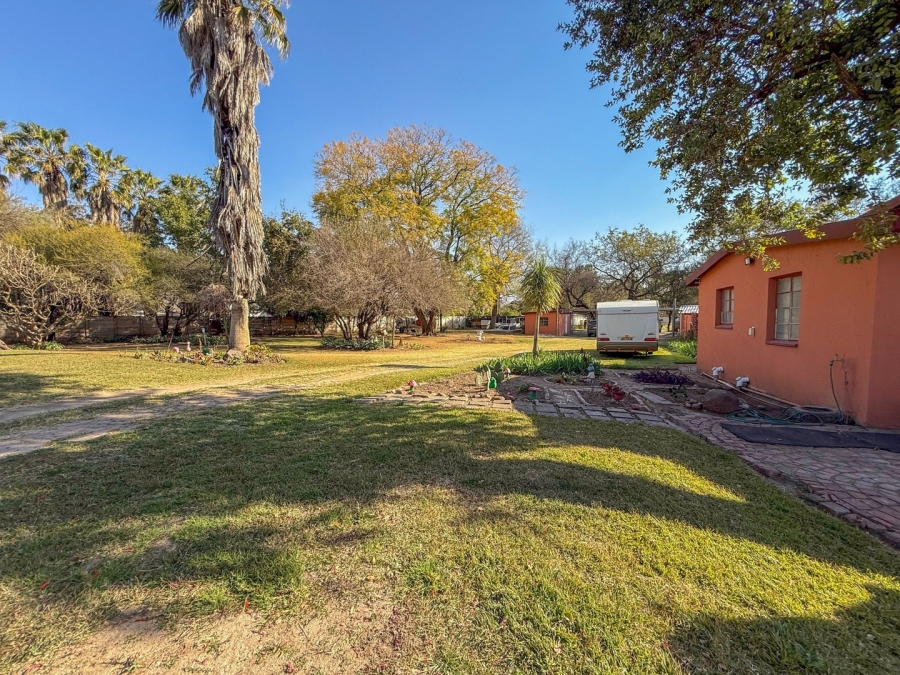 4 Bedroom Property for Sale in De Kroon A H North West